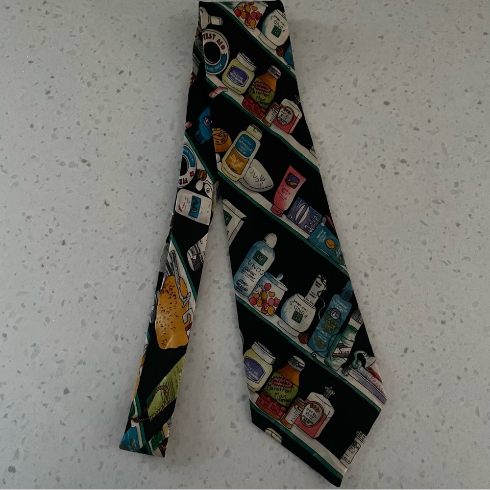 Vintage Nicole Miller Silk Medicine Cabinet Pattern Tie Selfcare Style